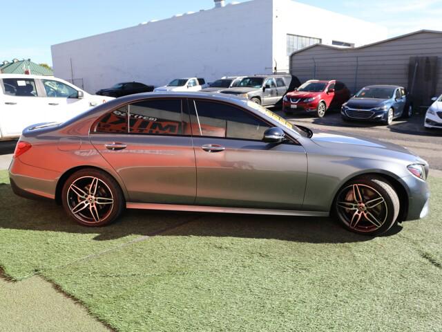 2019 Mercedes-Benz E-CLASS E 300 Unknown