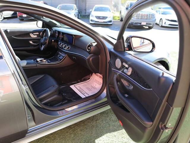 2019 Mercedes-Benz E-CLASS E 300 Unknown