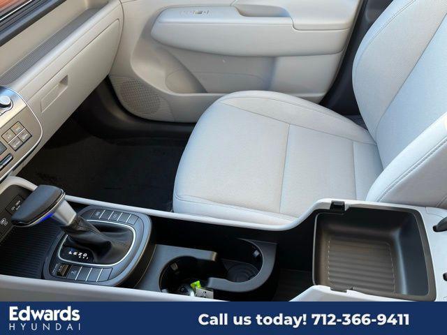 2025 Hyundai Kona SEL Convenience