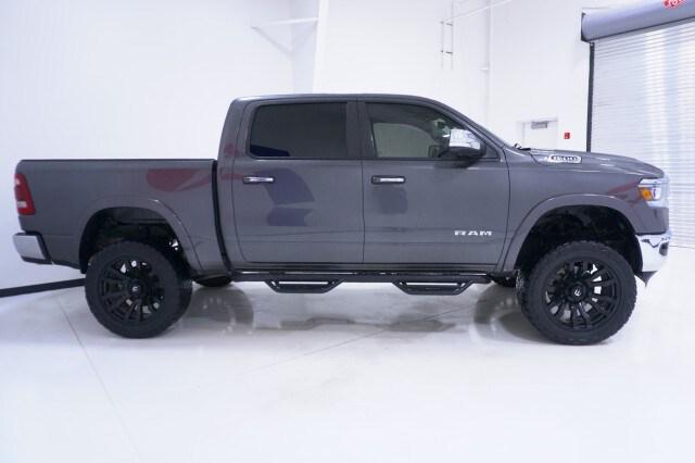 2022 RAM 1500 Laramie Crew Cab 4x4 57 Box