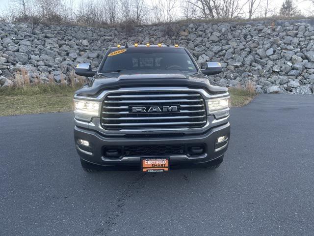 2020 RAM 3500 Laramie Longhorn Crew Cab 4x4 8 Box