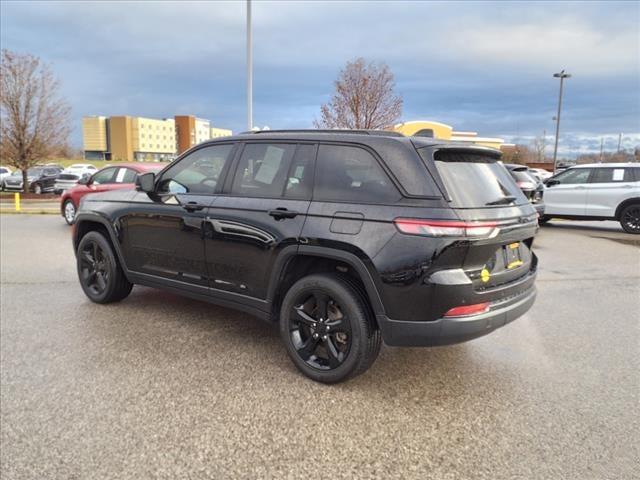 2023 Jeep Grand Cherokee Altitude 4x4