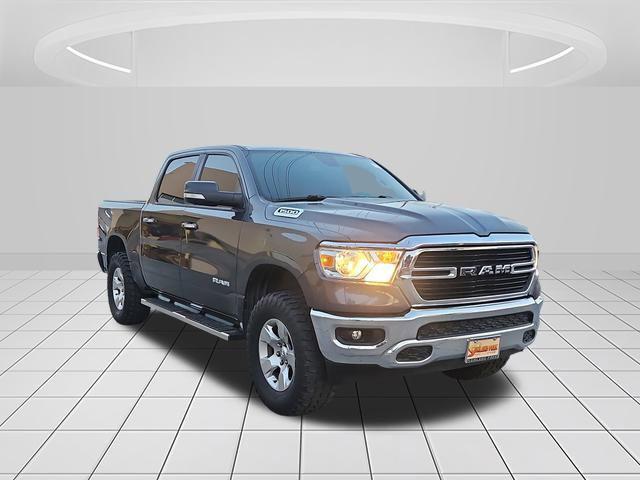 2019 RAM 1500 Big Horn/Lone Star Crew Cab 4x4 57 Box