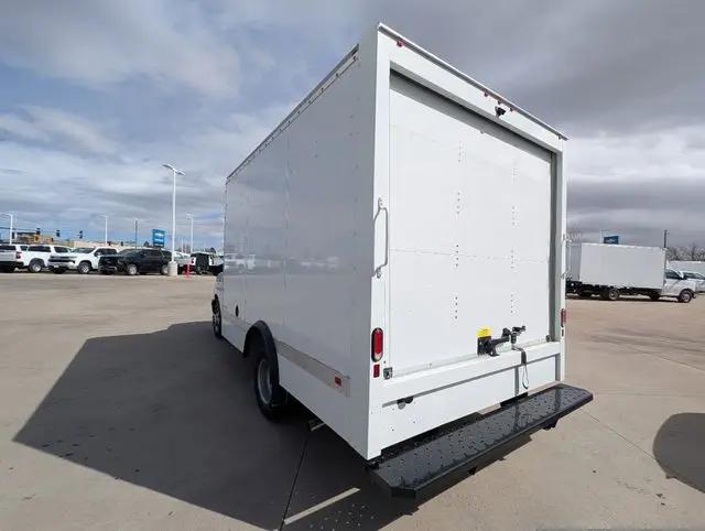 2024 Chevrolet Express Cutaway Work Van