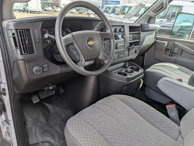 2024 Chevrolet Express Cutaway Work Van