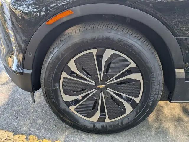 2025 Chevrolet V Blazer eAWD LT