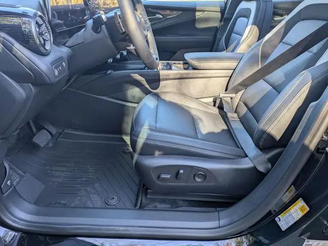 2025 Chevrolet V Blazer eAWD LT