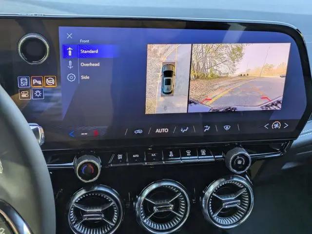 2025 Chevrolet V Blazer eAWD LT