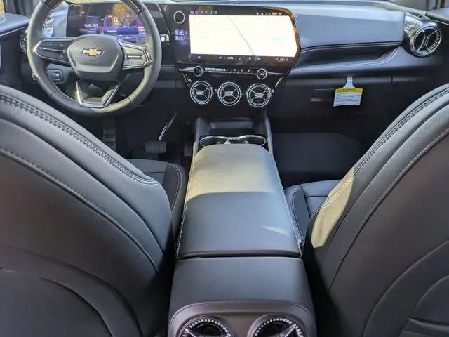 2025 Chevrolet V Blazer eAWD LT