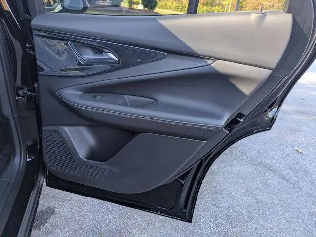 2025 Chevrolet V Blazer eAWD LT
