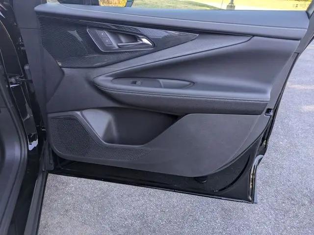 2025 Chevrolet V Blazer eAWD LT