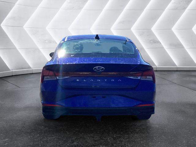 2021 Hyundai Elantra SE