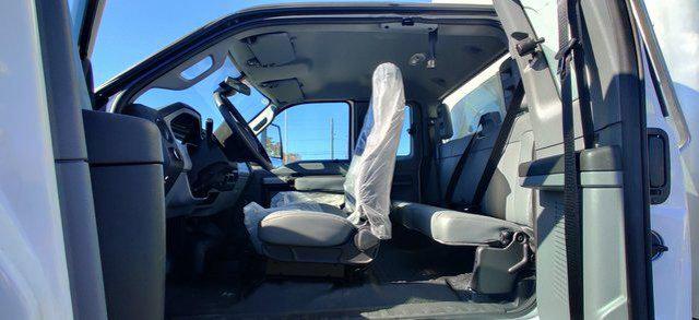 2025 Ford F-750 Base