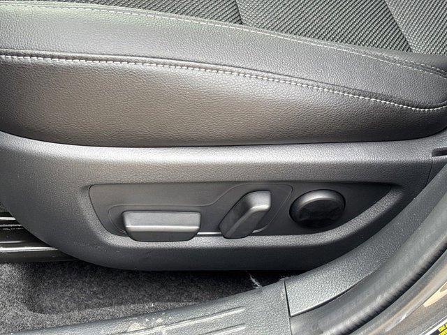 2025 Mazda CX-50 Hybrid Preferred Package
