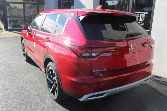 2025 Mitsubishi Outlander PHEV SE S-AWC