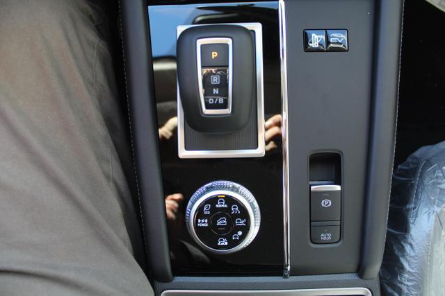 2025 Mitsubishi Outlander PHEV SE S-AWC