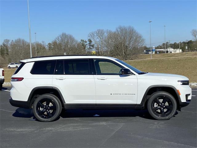 2025 Jeep Grand Cherokee GRAND CHEROKEE L ALTITUDE 4X4