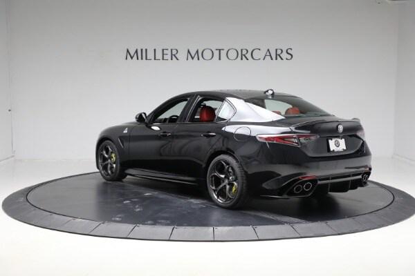 2024 Alfa Romeo Giulia GIULIA QUADRIFOGLIO CARBON RWD