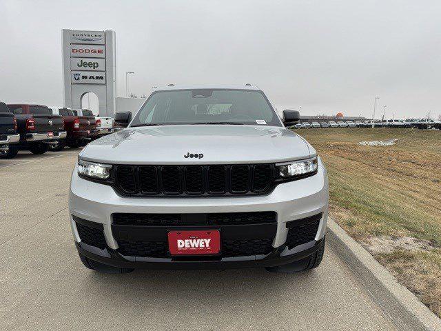 2025 Jeep Grand Cherokee GRAND CHEROKEE L ALTITUDE X 4X4