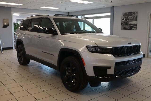 2025 Jeep Grand Cherokee GRAND CHEROKEE L ALTITUDE X 4X4 2025 Jeep Grand Cherokee GRAND CHEROKEE L ALTITUDE X 4X4