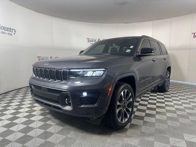 2022 Jeep Grand Cherokee L Overland 4x2