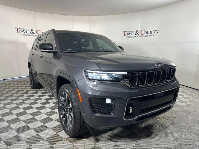 2022 Jeep Grand Cherokee L Overland 4x2