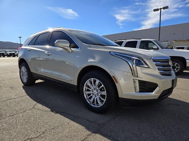 2017 Cadillac XT5 Standard