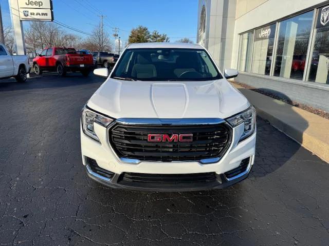 2024 GMC Terrain FWD SLE