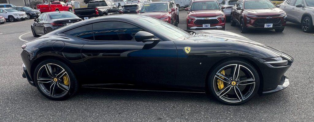 2022 Ferrari Roma Base