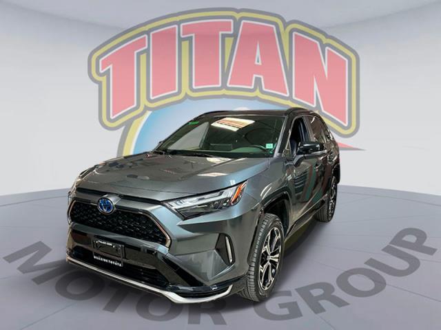 2022 Toyota RAV4 Prime XSE [4]
