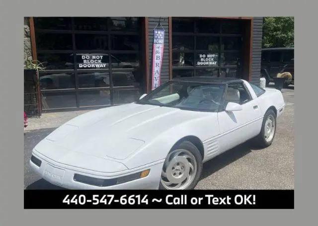 1993 Chevrolet Corvette Base for sale in Twinsburg, OH