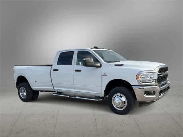 2024 RAM Ram 3500 RAM 3500 TRADESMAN CREW CAB 4X4 8 BOX