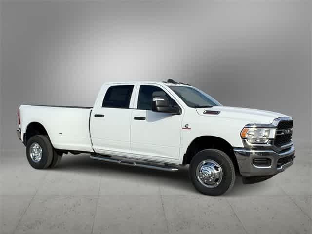 2024 RAM Ram 3500 RAM 3500 TRADESMAN CREW CAB 4X4 8 BOX