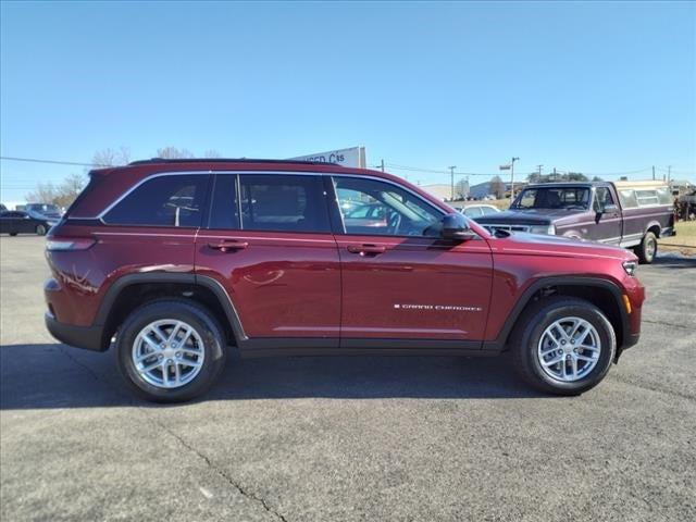 2025 Jeep Grand Cherokee GRAND CHEROKEE LAREDO X 4X4
