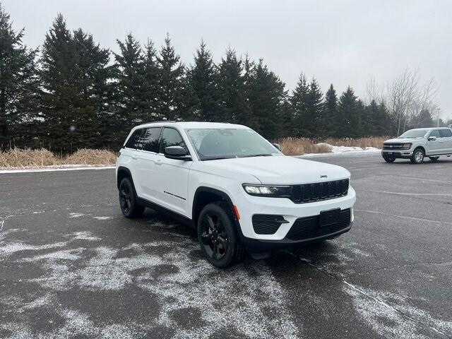 2025 Jeep Grand Cherokee GRAND CHEROKEE ALTITUDE 4X4