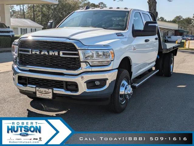 2024 RAM Ram 3500 Chassis Cab RAM 3500 TRADESMAN CREW CAB CHASSIS 4X4 60 CA