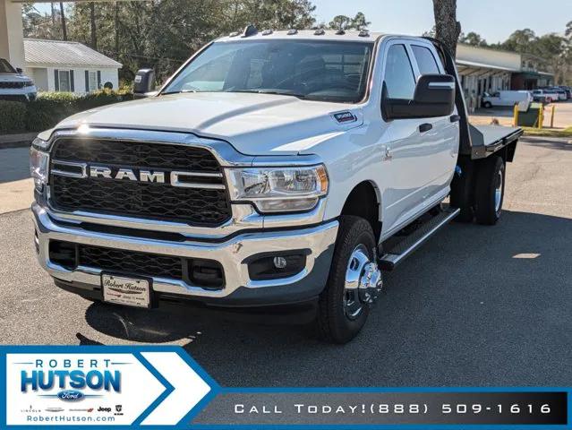 2024 RAM Ram 3500 Chassis Cab RAM 3500 TRADESMAN CREW CAB CHASSIS 4X4 60 CA