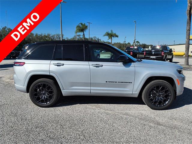 2025 Jeep Grand Cherokee GRAND CHEROKEE SUMMIT RESERVE 4X4