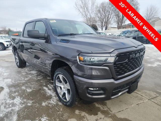 2025 RAM Ram 1500 RAM 1500 TRADESMAN CREW CAB 4X4 57 BOX