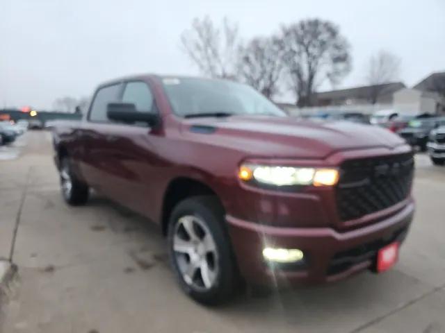 2025 RAM Ram 1500 RAM 1500 TRADESMAN CREW CAB 4X4 57 BOX