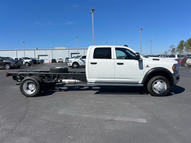 2024 RAM Ram 5500 Chassis Cab RAM 5500 TRADESMAN CHASSIS CREW CAB 4X4 84 CA