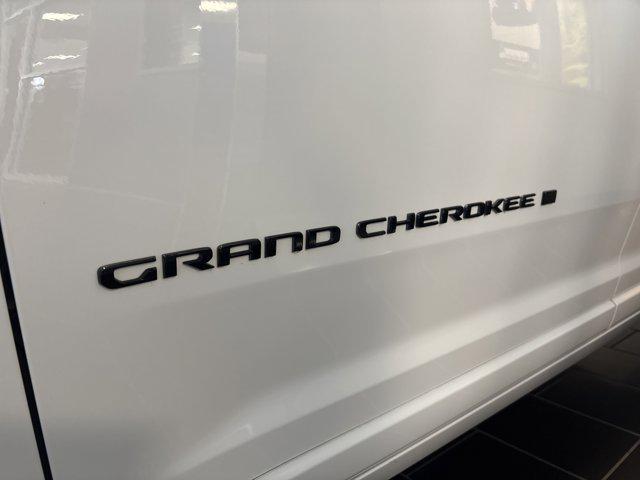 2025 Jeep Grand Cherokee GRAND CHEROKEE L SUMMIT RESERVE 4X4
