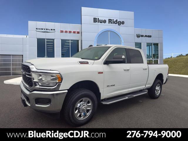 2022 RAM 2500 Big Horn Crew Cab 4x4 64 Box