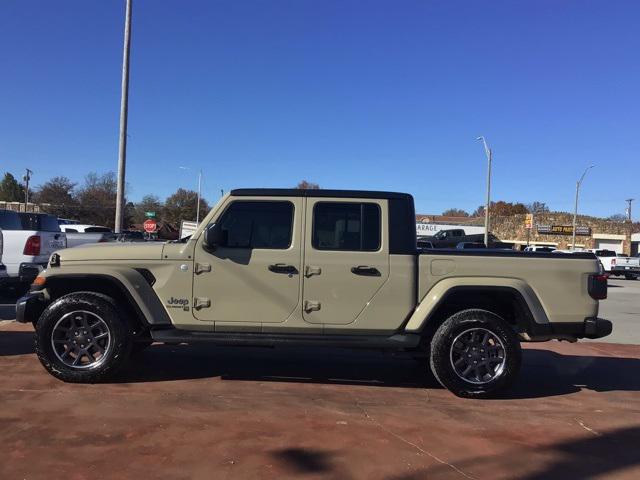 2022 Jeep Gladiator Overland 4x4