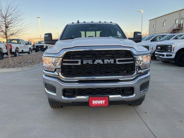 2024 RAM Ram 3500 RAM 3500 TRADESMAN CREW CAB 4X4 64 BOX