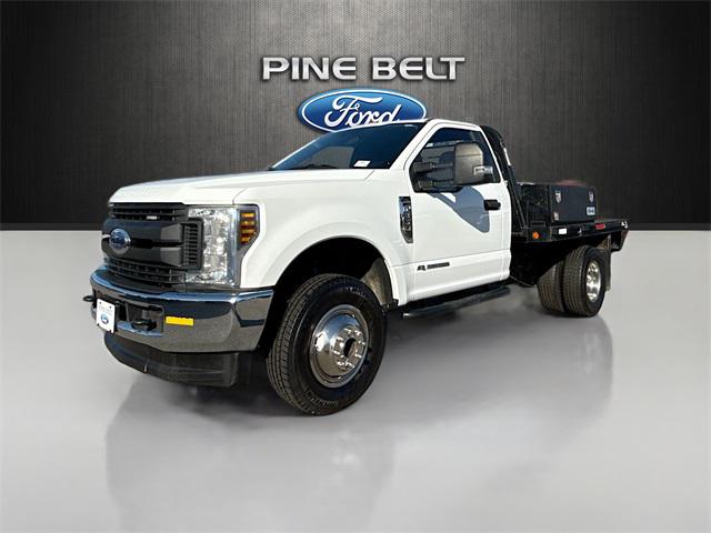 2018 Ford F-350 Chassis XL