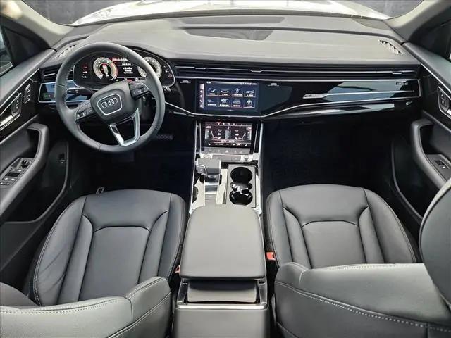 2025 Audi Q8 Premium 55 TFSI quattro