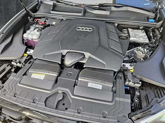 2025 Audi Q8 Premium 55 TFSI quattro