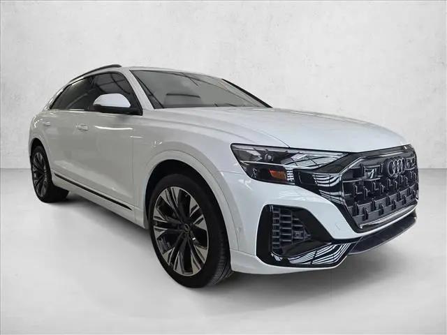 2025 Audi Q8 Premium 55 TFSI quattro