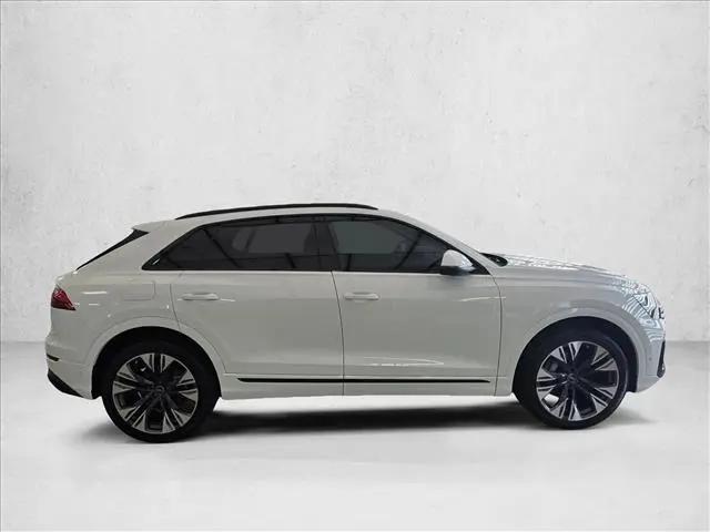 2025 Audi Q8 Premium 55 TFSI quattro